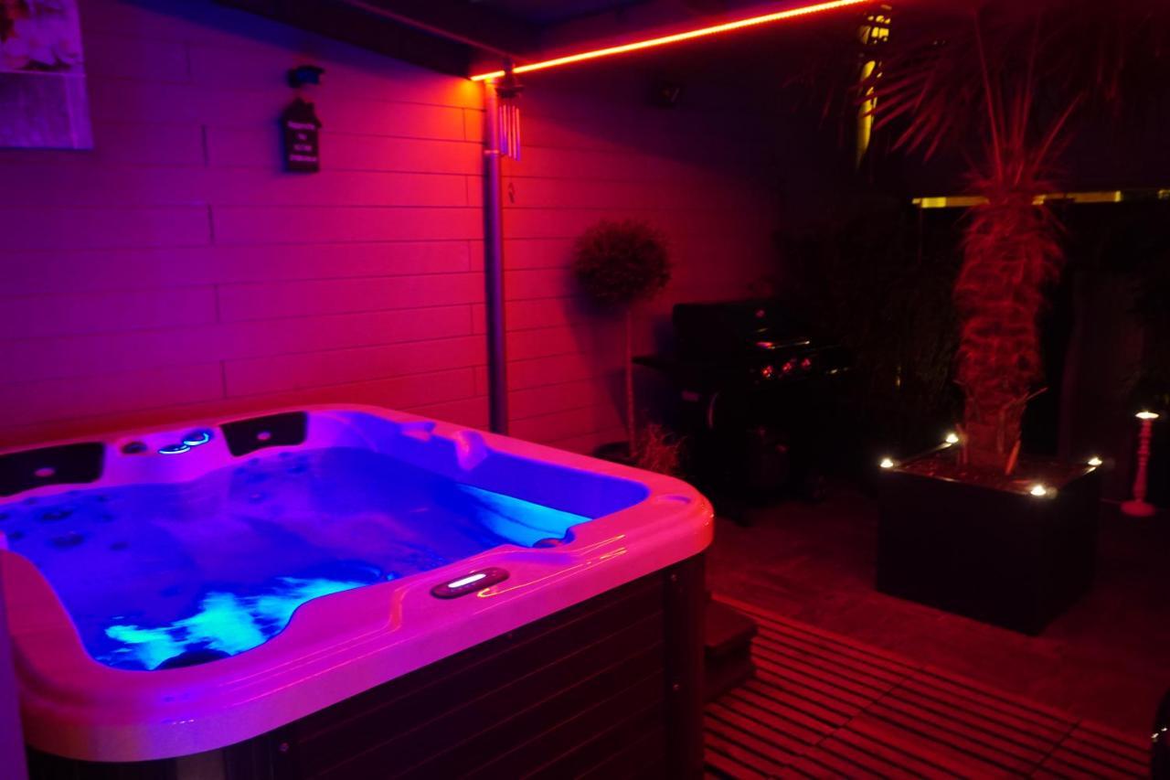 Gites N Spa トゥールコワン エクステリア 写真