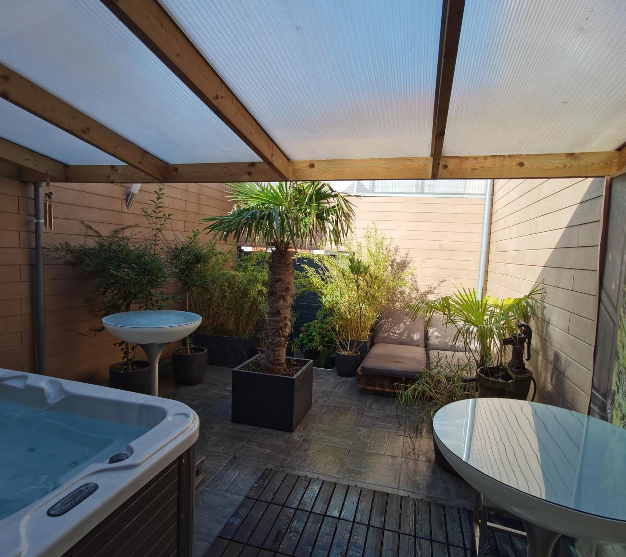Gites N Spa トゥールコワン 部屋 写真
